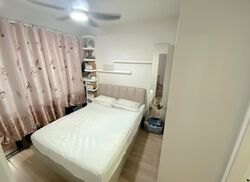 The Lakefront Residences (D22), Condominium #565822661